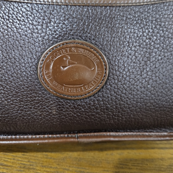 Vintage Dooney and bourke Brown Pebbled Leather Crossbody Bag - Picture 4 of 14